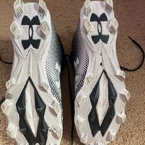Size 13 under armor cleats